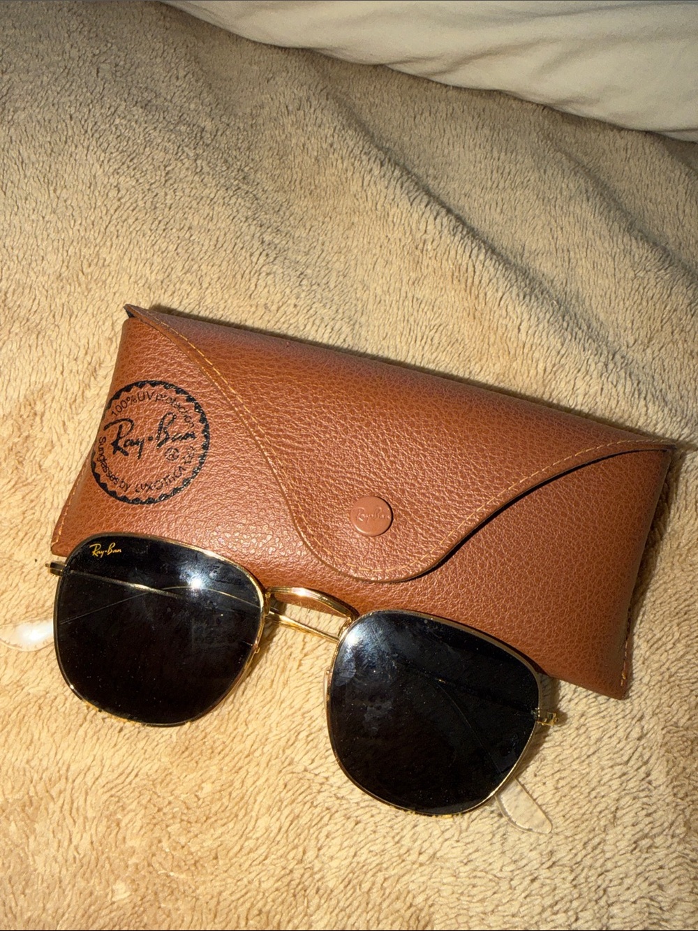 Ray-Ban Gold Frame Sunglasses with Brown Case